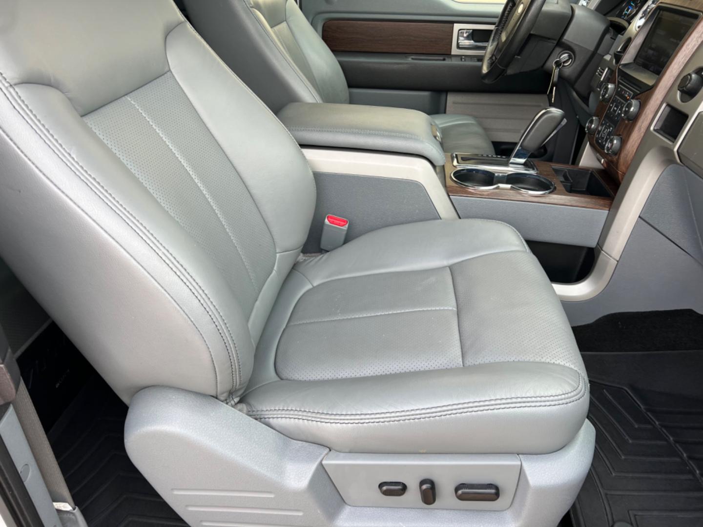 2013 White /Gray Ford F-150 Lariat (1FTFX1CT5DK) with an 3.5 V6 EcoBoost engine, Automatic transmission, located at 4520 Airline Hwy, Baton Rouge, LA, 70805, (225) 357-1497, 30.509325, -91.145432 - 2013 Ford SuperCab Lariat ***One Owner***No Accidents*** 3.5 V6 EcoBoost Gas, All Star Ford Just Replaced Transmission, 154K Miles, Heated & Cooled Leather Seats, All Power, Sunroof, Backup Camera, Bed Cover, Tow Pkg. NO IN HOUSE FINANCING. FOR INFO PLEASE CONTACT JEFF AT 225 357-1497 CHECK OUT OUR - Photo#10